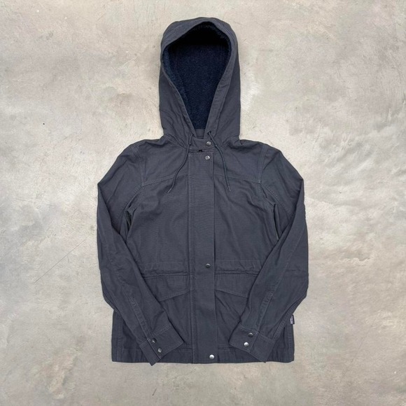 Patagonia Jackets & Blazers - Vintage Patagonia prairie jacket size XS sherpa hood flannel lining